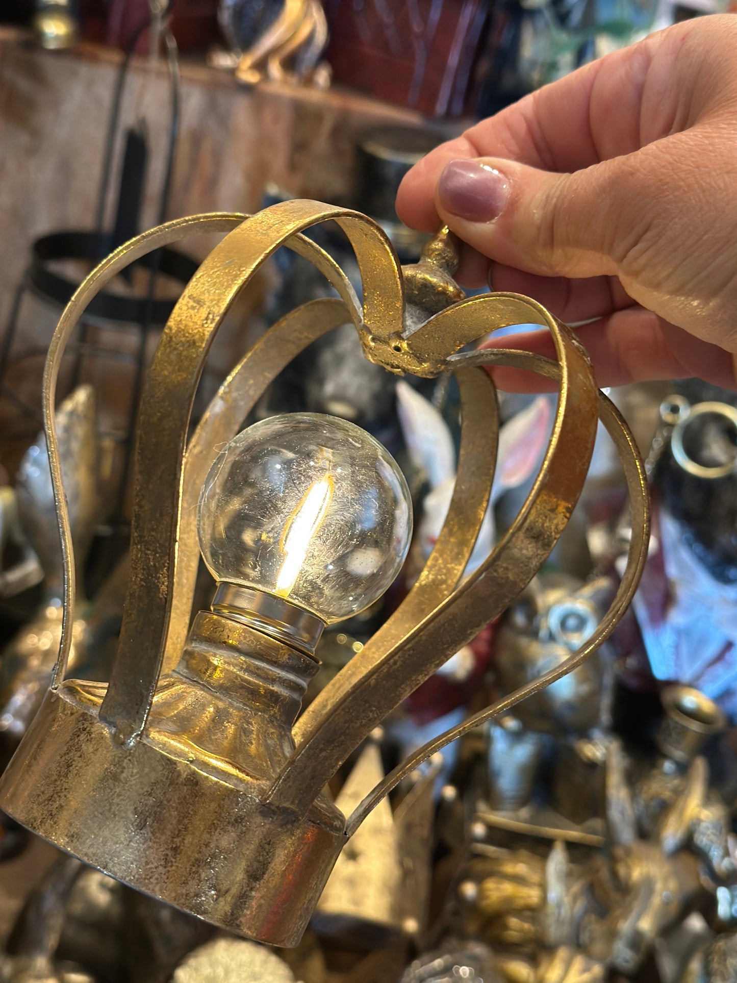 Gold Metal Crown Light