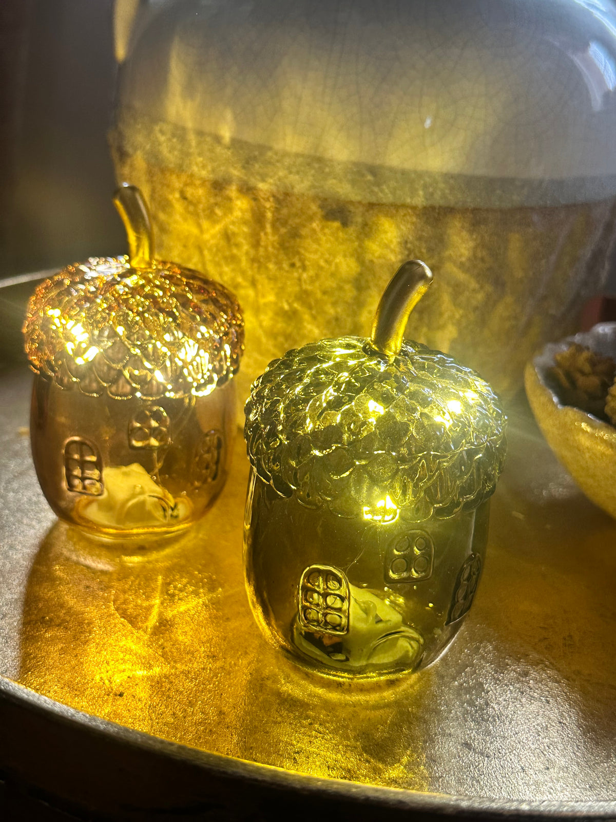 Small Acorn LED Light – Amber Hummingbird