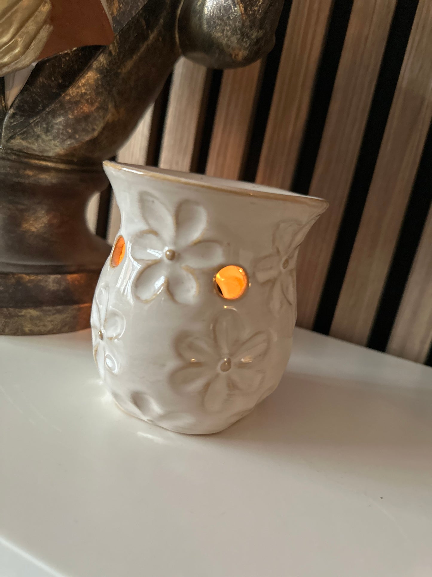 Daisy Wax Oil Burner