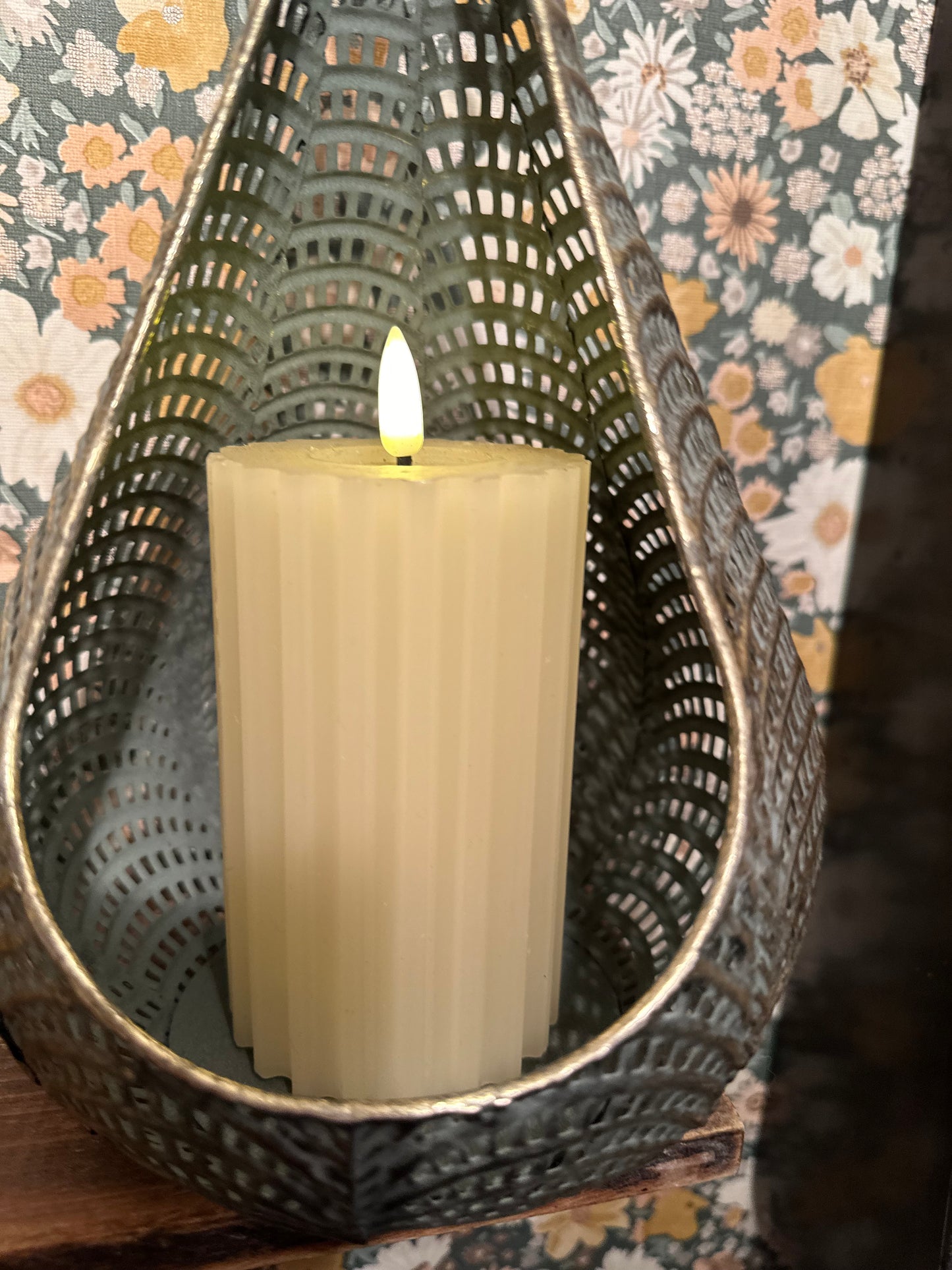 Stunning Gold Metal Teardrop Shaped Lantern