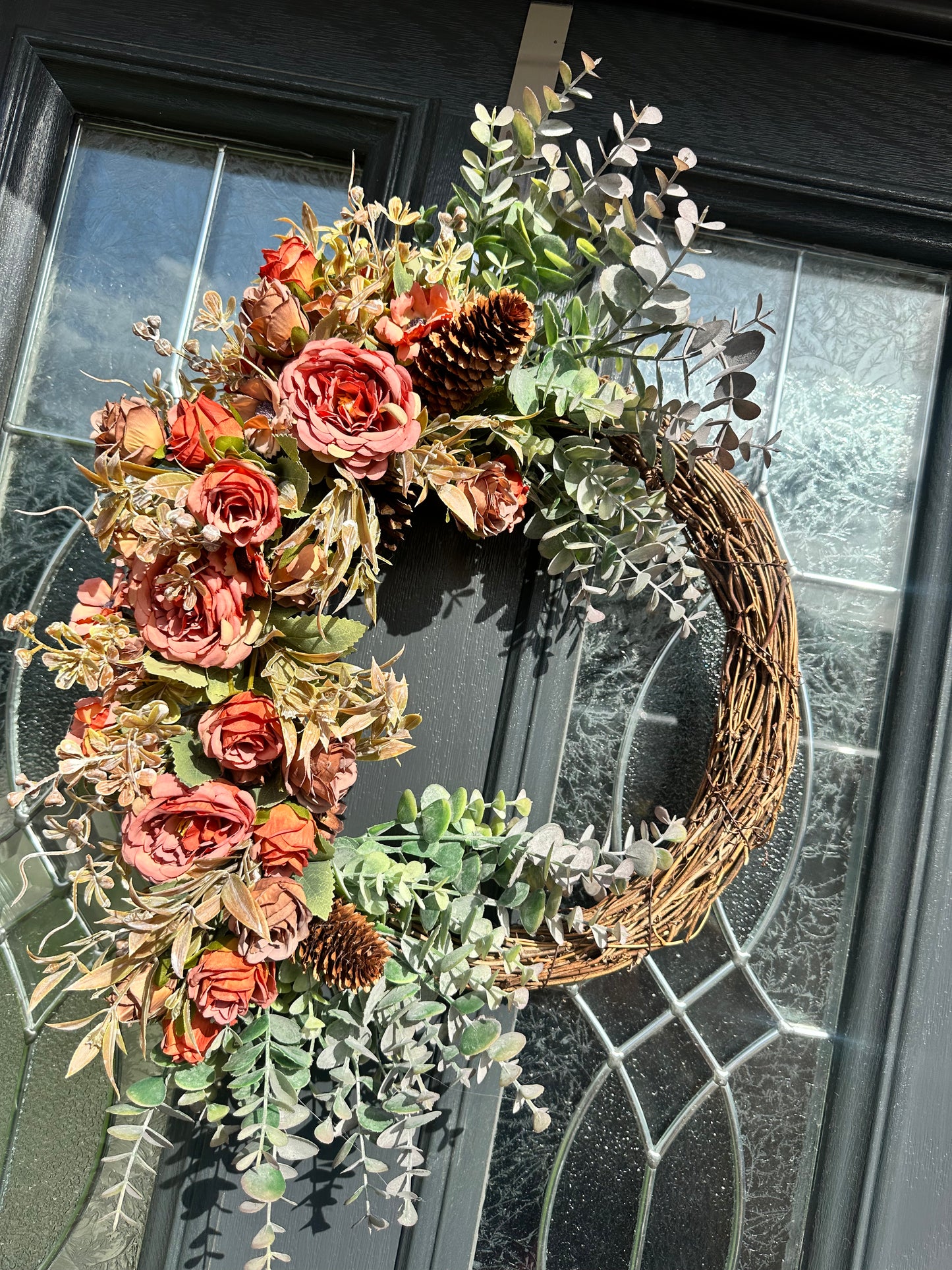 Vintage Style Wreath with Pinecones